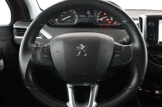 Peugeot 208 1.2 PureTech Signature