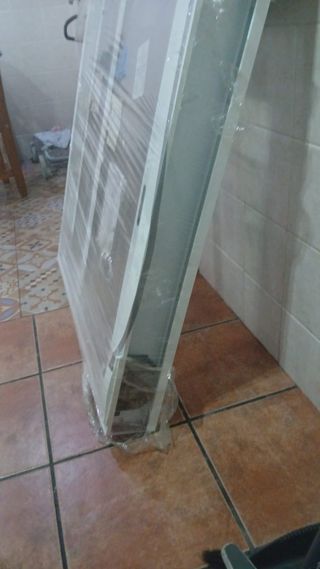 Ventana corredera aluminio 2 hojas, con mosquitera