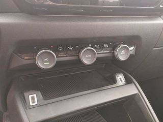 Citroën C4 X BlueHDi 130 S&S EAT8 Feel Pack
