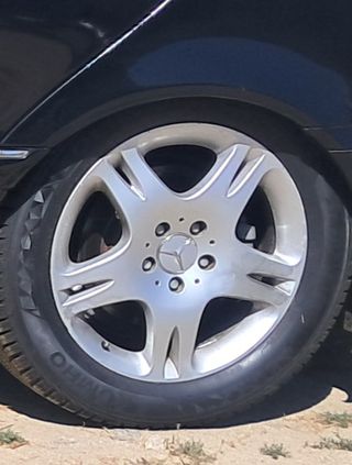 Llantas OriginalesMercedesR17Neumáticos SEMINUEVOS
