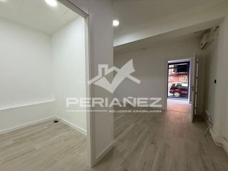 Local comercial en alquiler en Eixample en Prat de Llobregat, El