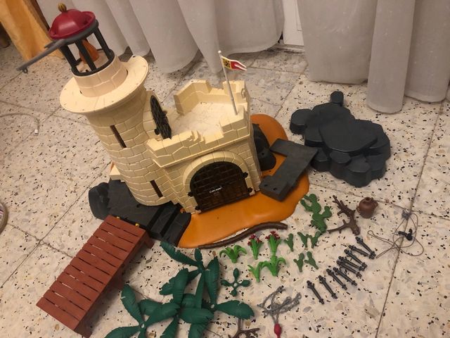 Faro Playmobil con accesorios