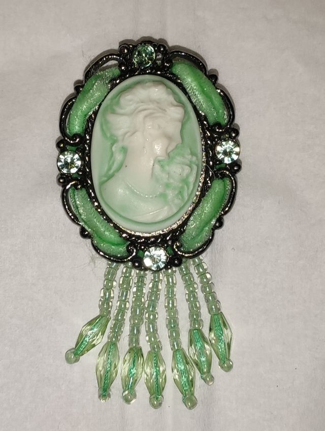 Broche Baturra verde y plateado