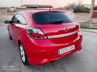 Opel Astra 2009