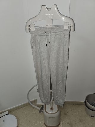 Pantalón chándal Stradivarius gris