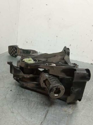 207908 pedal 5q1721059eq seat leon 1.6 tdi mt (105