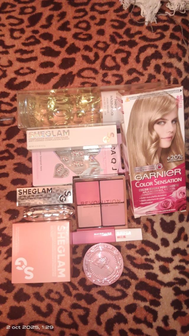 Pack maquillaje + perfume Halloween chic