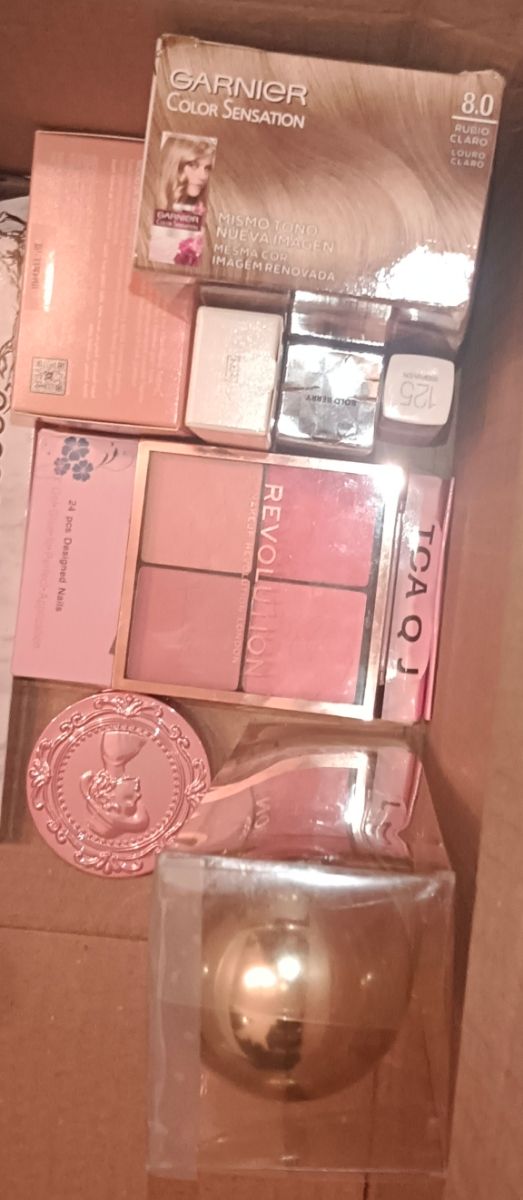 Pack maquillaje + perfume Halloween chic