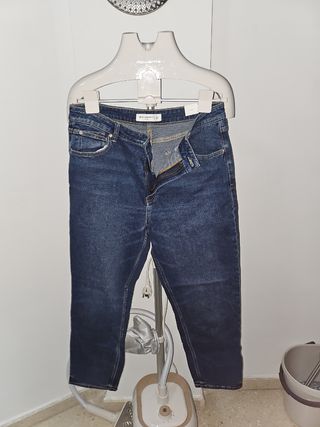 Pantalón vaquero Berschka azul talla 42
