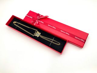 manita oro 18k
