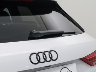 AUDI Q3 2.0 35 TDI S TRONIC BLACK LINE 150 5P