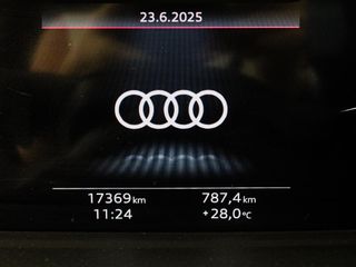 AUDI Q3 2.0 35 TDI S TRONIC BLACK LINE 150 5P