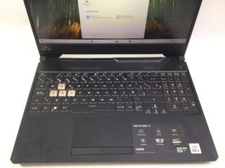pc portatil asus f15