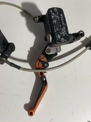 Bombín y Manetas Freno Kymco Xciting 500R ABS