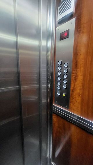 Piso en venta en Plaza España - Villa Pilar - Reyes Católicos - Vadillos en Burgos