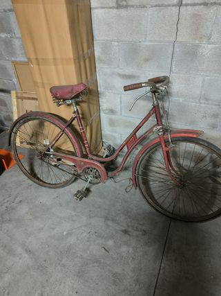 Bicicleta antigua roja Super Cil