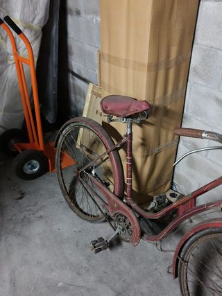 Bicicleta antigua roja Super Cil