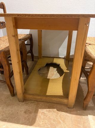 Mesa camilla con 4 sillas
