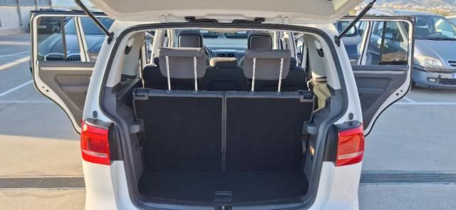 VOLKSWAGEN Touran Advance 1.6 TDI 105 CV(7 plazas)