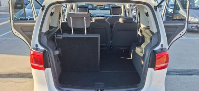 VOLKSWAGEN Touran Advance 1.6 TDI 105 CV(7 plazas)