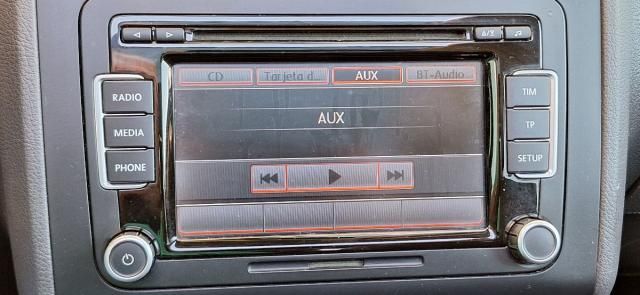 VOLKSWAGEN Touran Advance 1.6 TDI 105 CV(7 plazas)