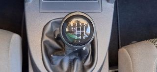 VOLKSWAGEN Touran Advance 1.6 TDI 105 CV (7 plazas)