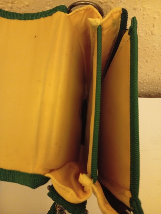 Bandolera Four Roses amarilla y verde