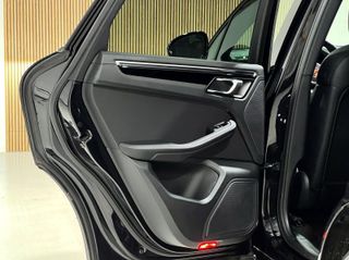 PORSCHE Macan Macan S