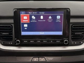 KIA STONIC 1.2 84CV CONCEPT