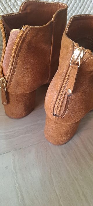 Botines camel ante