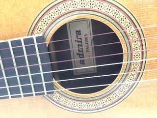 guitarra clasica admira paloma