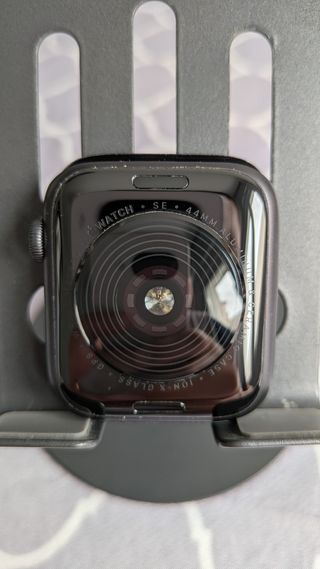 Apple Watch SE Space Gray + CASE ULTRA
