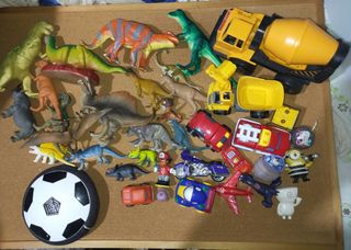 Lote Juguetes Dinosaurios y Vehículos