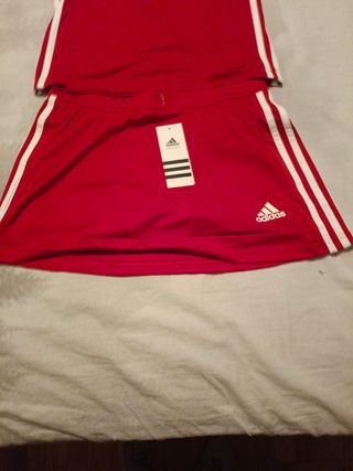 Conjunto Adidas x El Gusanillo Pádel