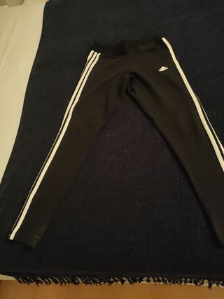 Mallas Adidas Negras con Rayas Blancas