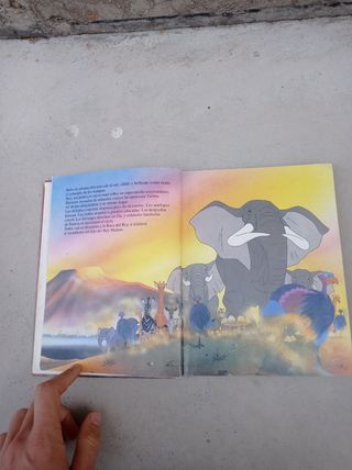El Rey León (Clásicos Disney) (Spanish Edition)