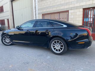 Jaguar XJ 2010