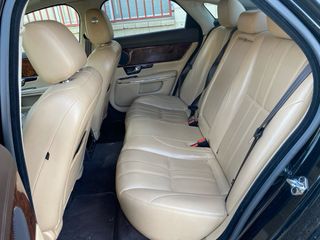Jaguar XJ 2010