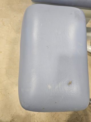 Sillón podología Arosa (no funciona)