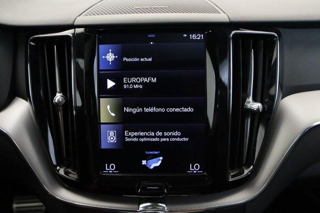 Volvo XC60 2.0 T8 R-DESIGN AUTO 4WD 5P