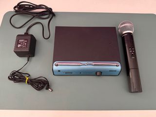 Shure SM58 + Sennheiser Freeport + Estuche