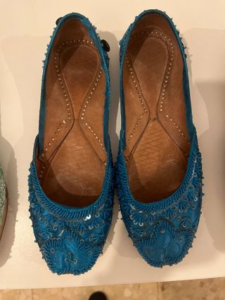 Zapatos planos bordados mujer