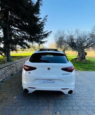 Alfa Romeo Stelvio Q4 Veloce