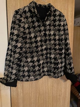 Chaqueta corta paño negro y blanco