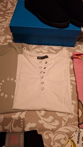 Botines Zara negros talla 38+camisetas pijama
