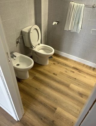 Instalador de tarima y puertas carpintero