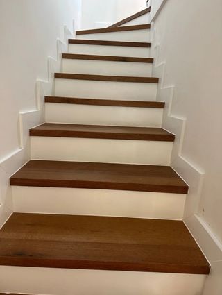 Instalador de tarima y puertas carpintero