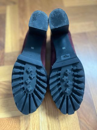 Zapatos de tacón MiMao morados