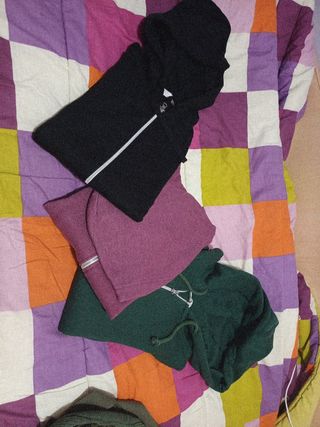 3 Sudaderas Básicas con Cremallera