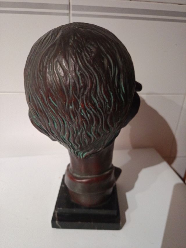 Busto Quijote  color Bronce